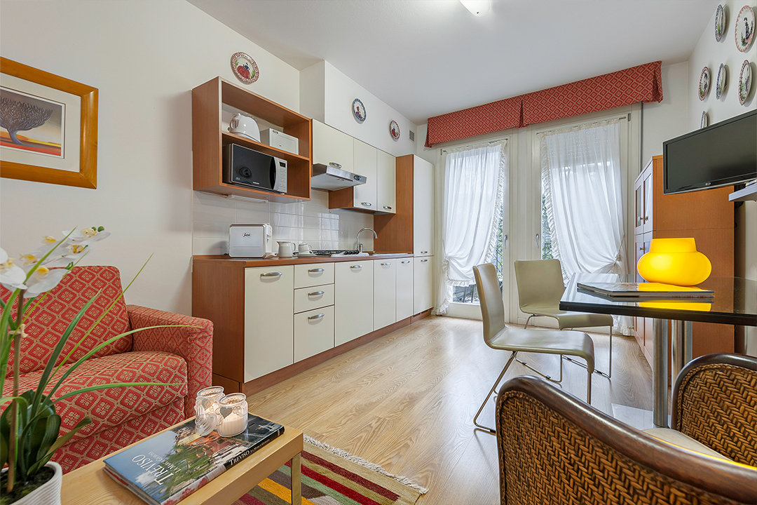 Palazzo_Brando-Appartamenti-Suite_Balcone-gallery-7